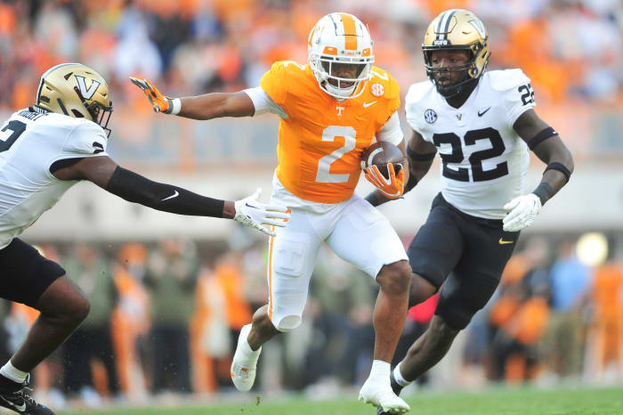Tennessee Volunteers RB Jabari Small during the win over Vanderbilt. (Photo by Angelina Alcantar of the News Sentinel)
